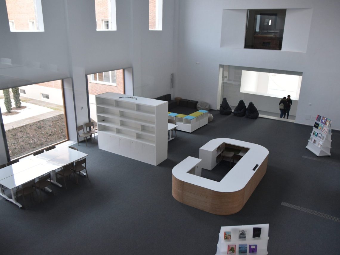 biblioteca el pilar de valladolid